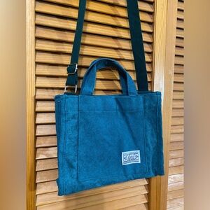 Letu: Crossbody, corduroy purse